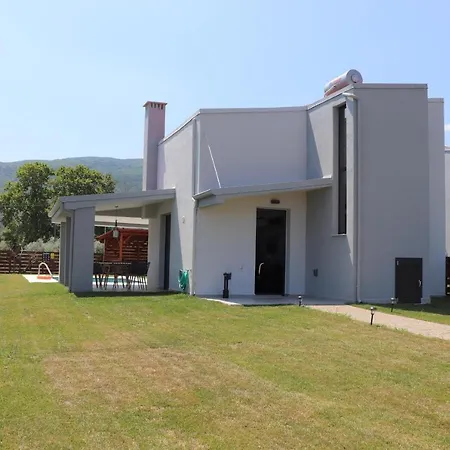 Olympus Paradise 5 *