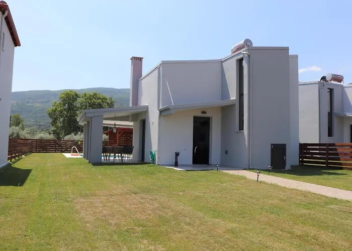 Olympus Paradise 5 *